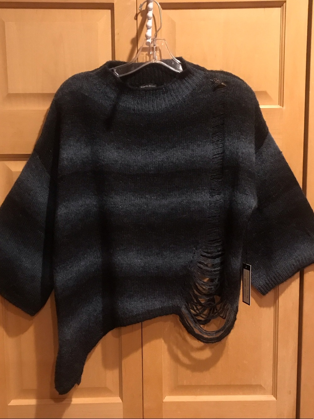 New Distressed Striped Cropped Poncho Sweater - Black & Dark Gray